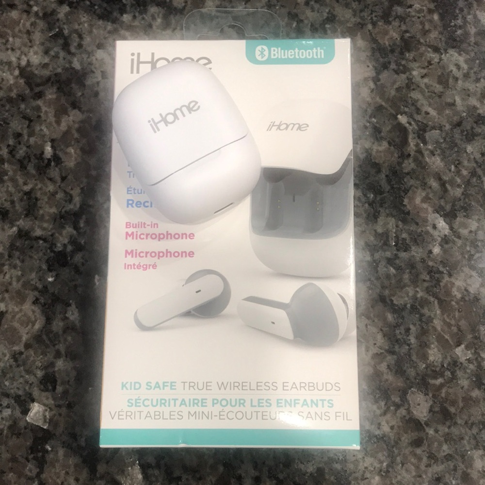 Wireless kid safe earbuds